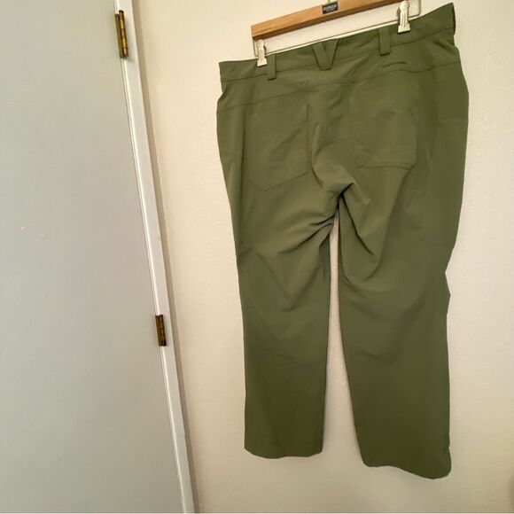 Duluth Trading Co Flexpedition Bootcut gorpcore woman’s plus Pants 75802 18W x31 - Picture 3 of 12